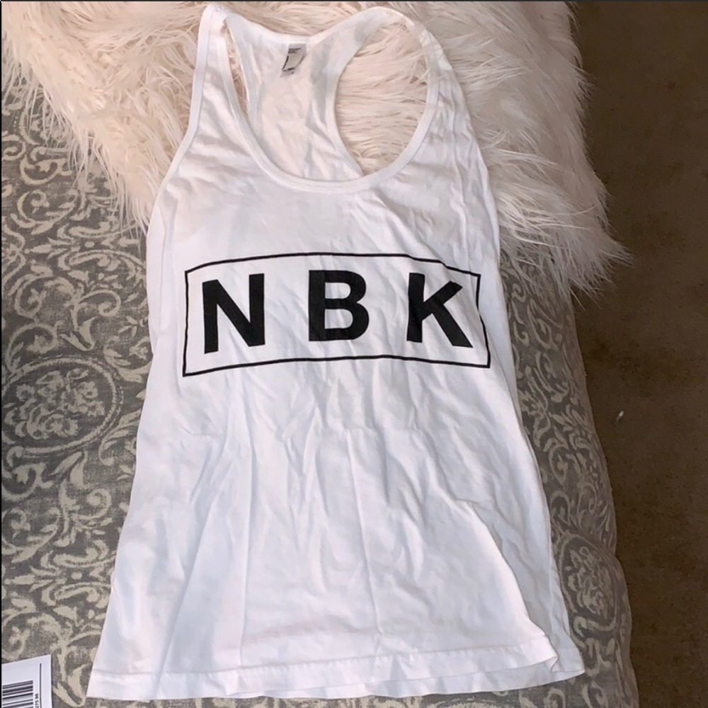 Niykee Heston NBK tank